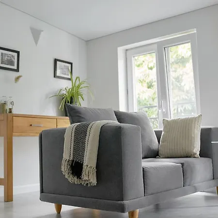 White Door Heart Of 4 Apartament *