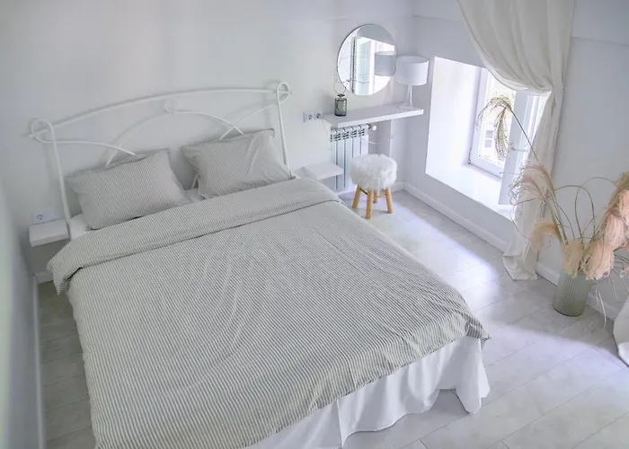 White Door Heart Of 4 *