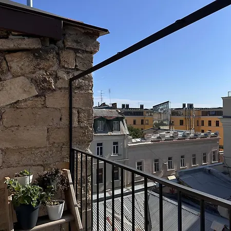 Apartment White Door Heart Of 4 *