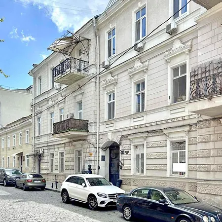 White Door Heart Of 4 * Одеса